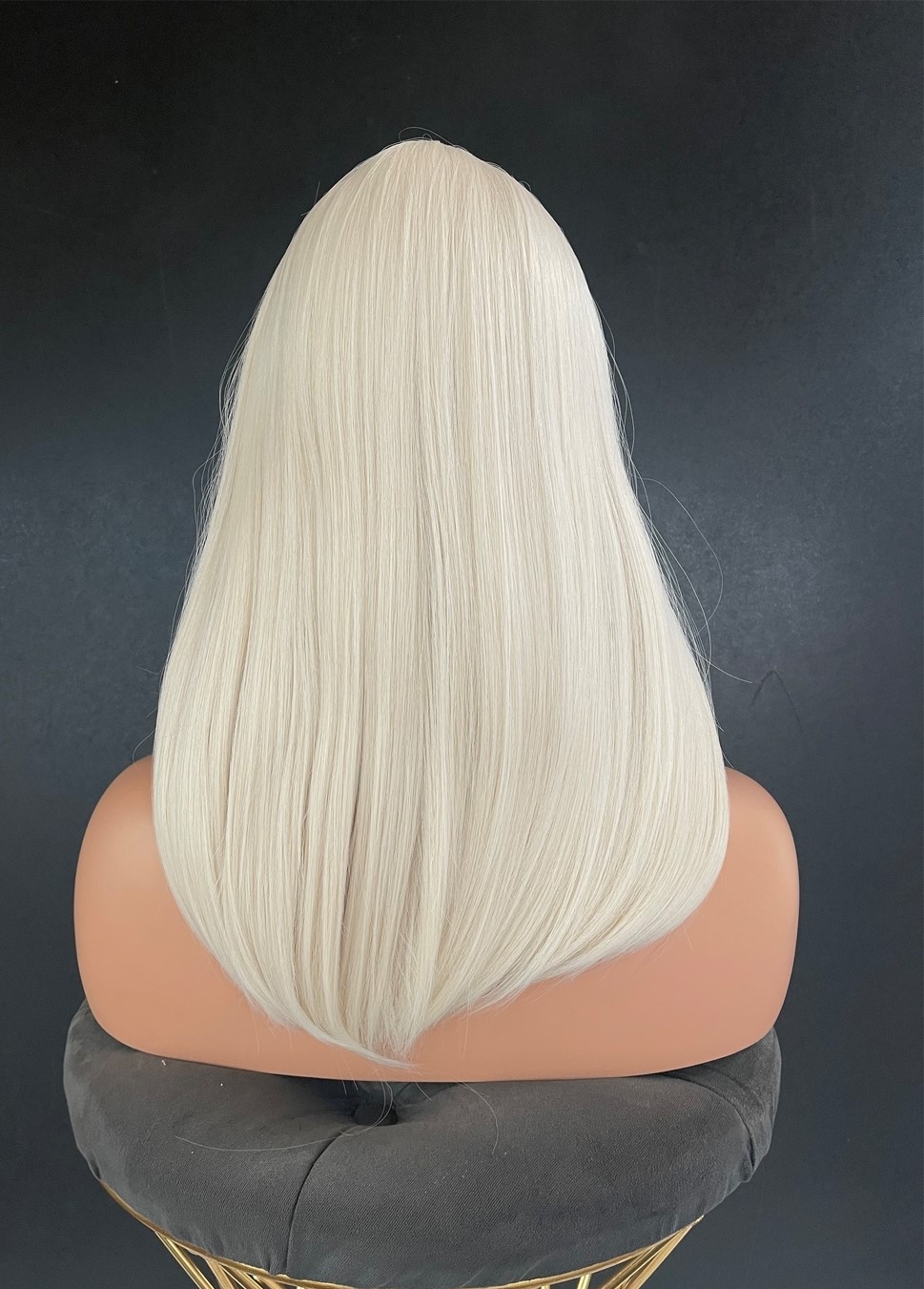 Fiber%20Sentetik%20Iceblonde%20Orta%20Boy%20Düz%20Peruk